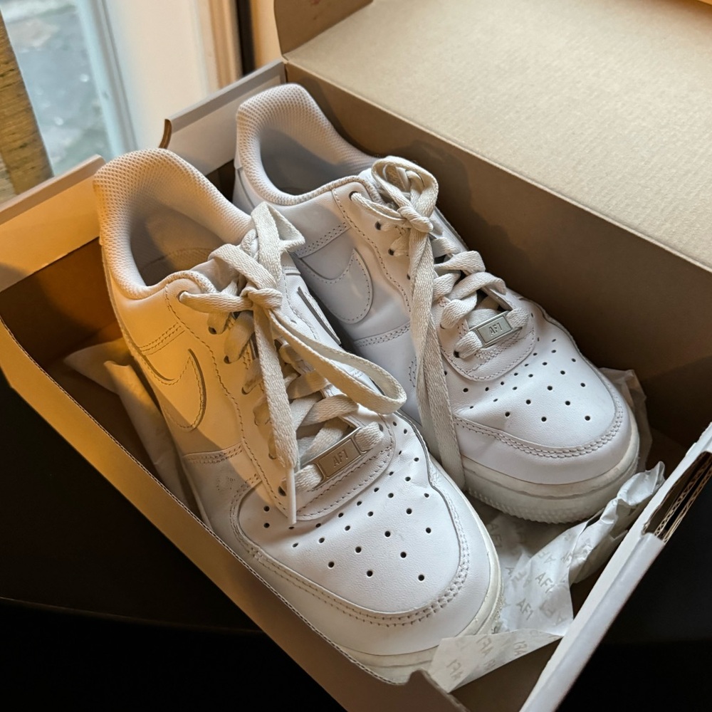 White Nike Air Force 1s